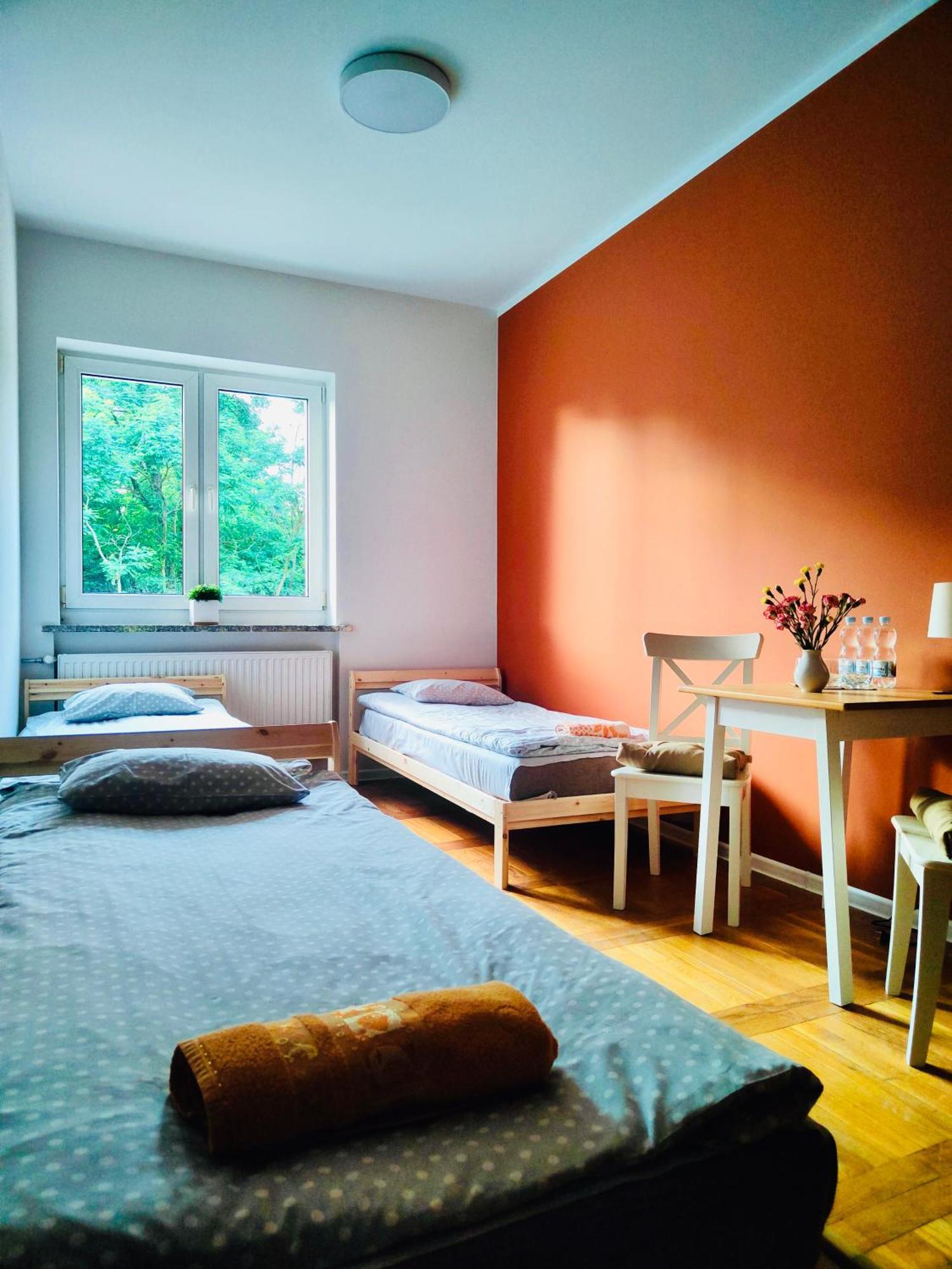 Hotel Dom Bez Scian Gubin Exterior foto